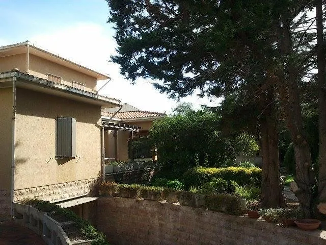 ألغيرو Villa Edera فندق مبيت وإفطار