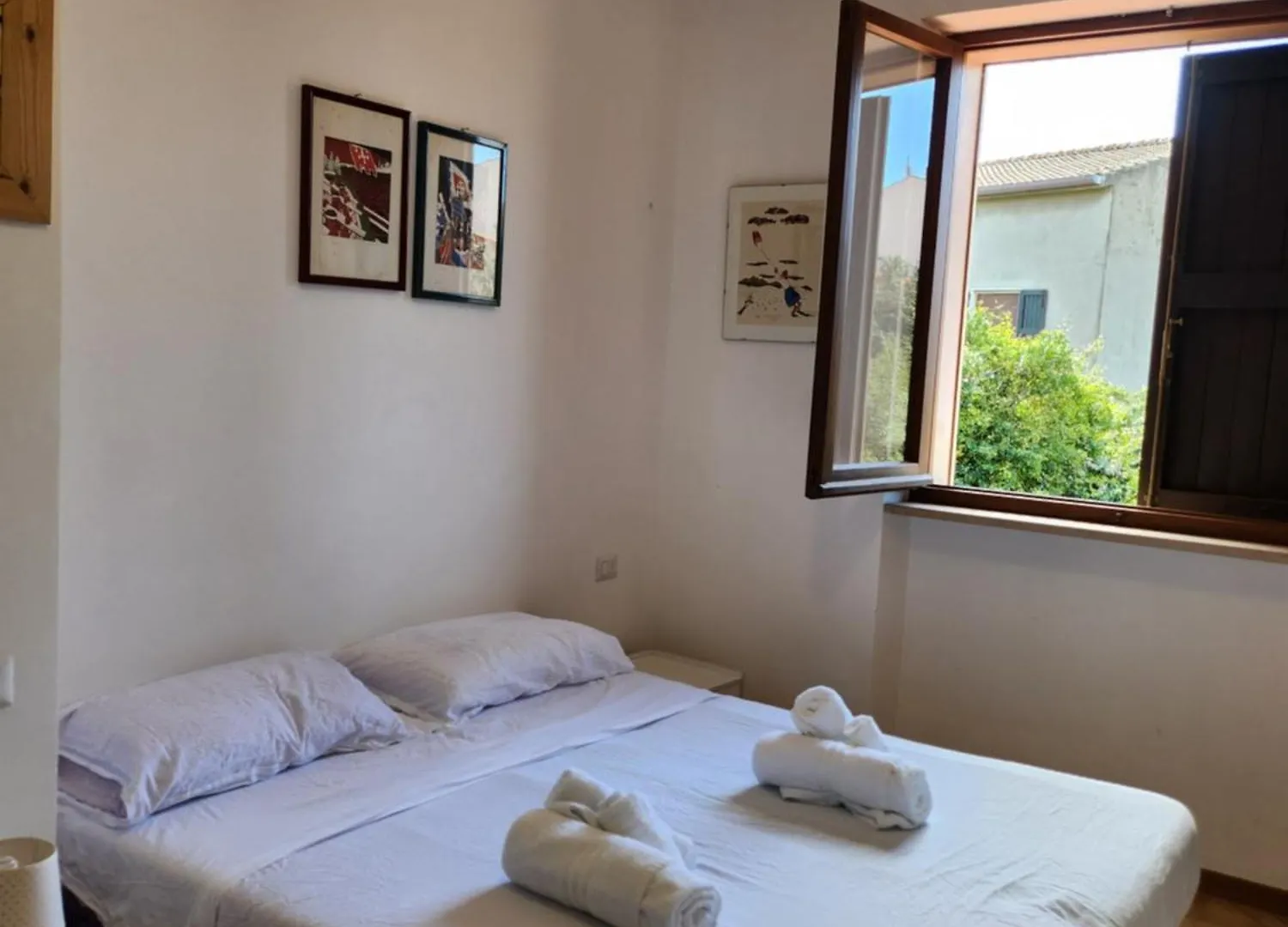 Villa Edera Alghero 2*,  Italia