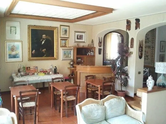 Villa Edera Alghero 2*,